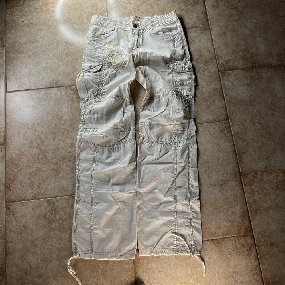 Vintage Japanese Brand Low Rise Cargo Pants size 30 Beige White Flower Embroider